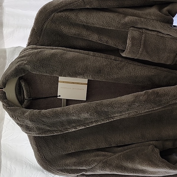 New Plush Robe - Picture 3 of 5